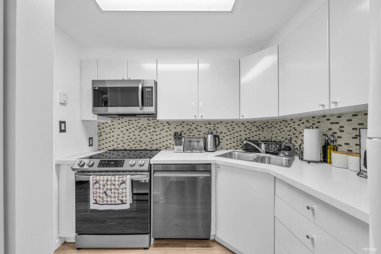 1-Br Condo In Downtown Coal Harbour With Parking And City Views Vancouver Esterno foto